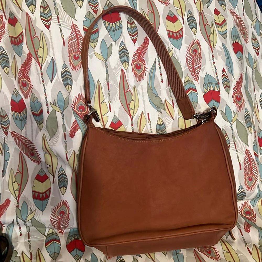 Concealed carry purse, tan leather